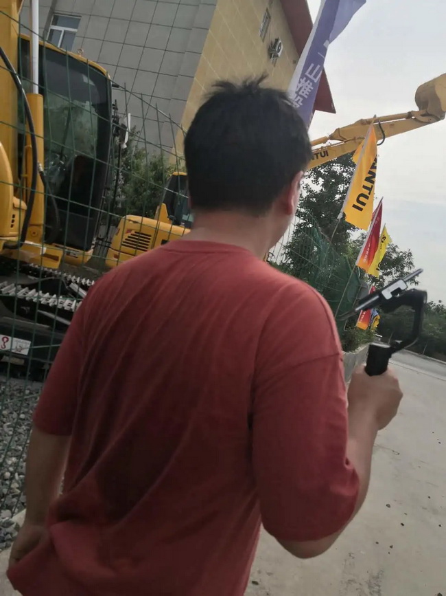 开云足球网络部马耀勋拍视频