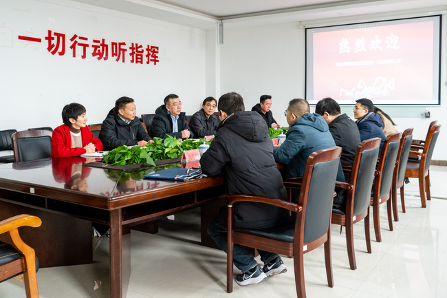 河南交通职业技术学院轩书记一行莅临开云足球进行参观交流